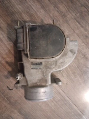 丰田 Celica 大众空气流量计 1986 - 89 MAF 传感器 22250-74120 3S-FE — 第 1/4 张图片