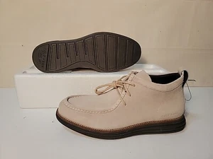 COLE HAAN MEN'S OG MOC-TOE TAN/NATURAL CHUKKA BOOT C38732 SIZE: 10 - Picture 1 of 12