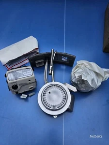 K,BURNER/DOOR,18/CONHW,NATURAL A O Smith 100081865 Legacy 324204-000 - Picture 1 of 8