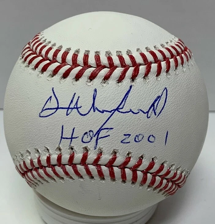 Padres DAVE WINFIELD Signed MLB Baseball AUTO w/ "HOF 2001" - Yankees Twins JSA - Image 1 of 1