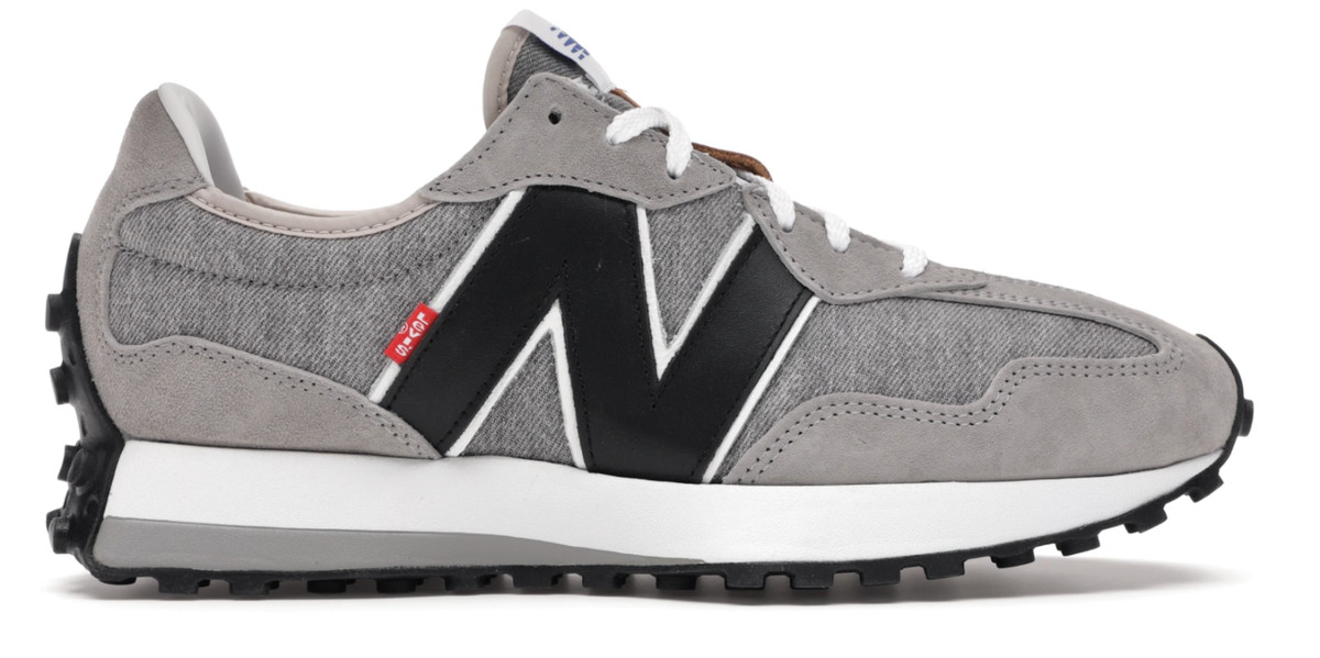 Levi's × New Balance 327 \