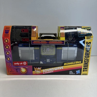 Hasbro Transformers Bumblebee Leader Soundwave & Doombox NEW Target Exclusive - Image 1 of 4