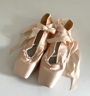 Spitzenschuhe Ballettschuhe Satin Bloch Serenade 5 1/2 38,5 rosa Weite C - Bild 1 von 3