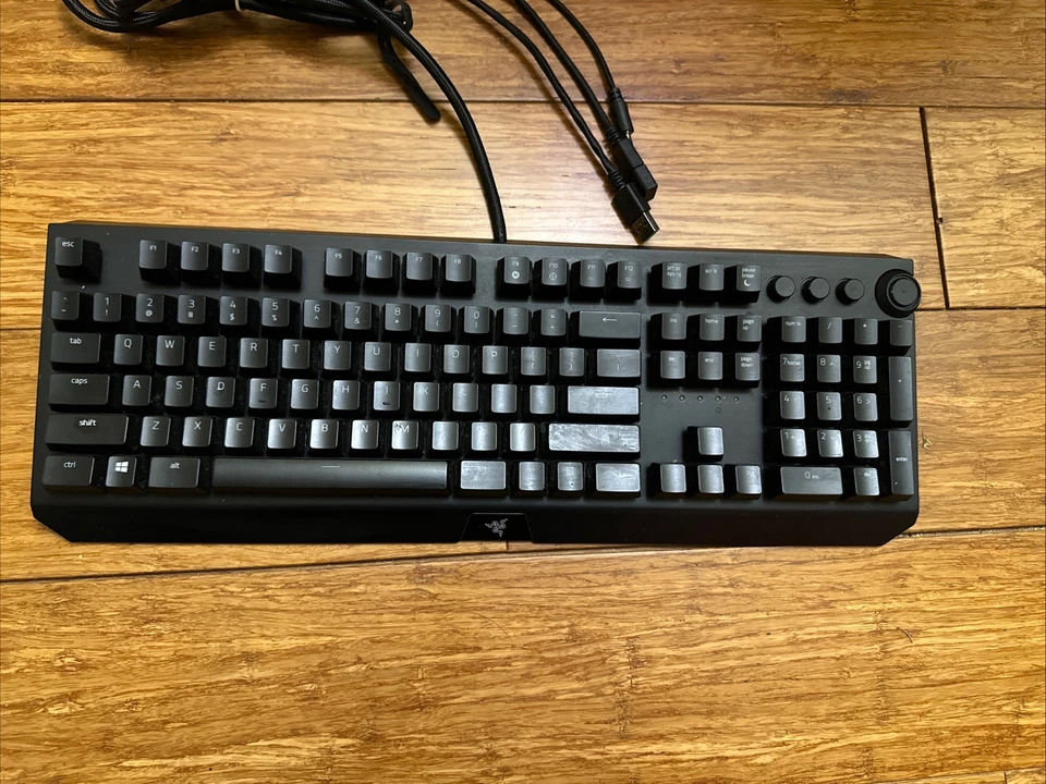 Razer BlackWidow RZ03-0262 Elite Wired Mechanical Gaming Keyboard Used. - Image 1 of 4