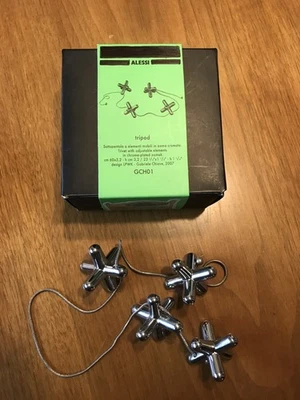 Trípode Alessi GCH01 - Diseño Trivet LPWK Gabrielle Chiavi 2007 Caja Original Foto 1 de 4
