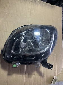 faro anteriore sx smart fortwo 453 (poco graffiato) - Foto 1 di 7