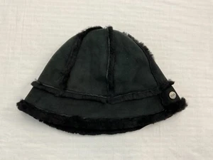 BNWOT UGG Australia Bucket Hat Sheepskin Leather Shearling Black Cap Unisex O/S - Picture 1 of 22