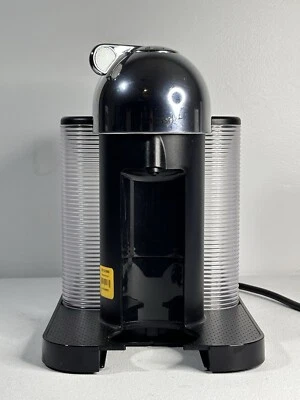 Кофеварка и эспрессо-аппарат Nespresso Vertuo Breville BNV250CRO1BUC1 - Изображение 1 из 4