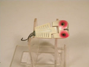Vintage Heddon Tiny Stingaree White Pink Scale Crankbait Köder - Bild 1 von 4