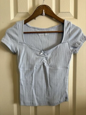 Teenage Girls Clothing Lot Crop Top Shirts Size Medium Lot Of 7 Short Sleeve - Image 1 of 4