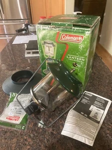 Coleman Perfectflow Propane Lantern Two Mantle in Box 5159 - Picture 1 of 6