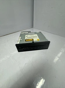 2009 Audi A6 C6 CD Changer 6 Disc 4E0910110H - Picture 1 of 3