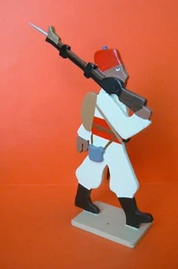 LUCOTTE : FIGURINE SILHOUETTE EN BOIS : TIRAILLEUR DE BROUSE AU DEFILE - Imagen 1 de 6