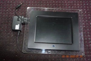 Easypop Digital Photo Frame CPI-P10.4-1008 - Excluding Power Supply Scratched - Bild 1 von 5