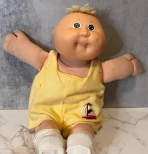VTG 1983 Cabbage Patch Kids 14" Baby Boy Top Knot Sailor Outfit Socks - Picture 1 of 2