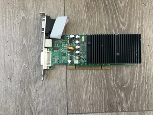 eVGA Nvidia GeForce 6200 256MB DDR2 PCI VGA Video Card DVI 256-P1-N399-LX - Picture 1 of 4