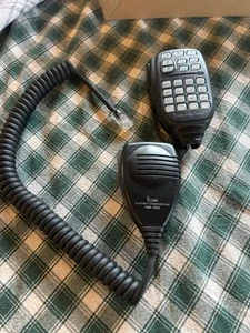 ICOM Pair HM-103 & HM-133S Microphones - Preowned From Estate - Picture 1 of 13