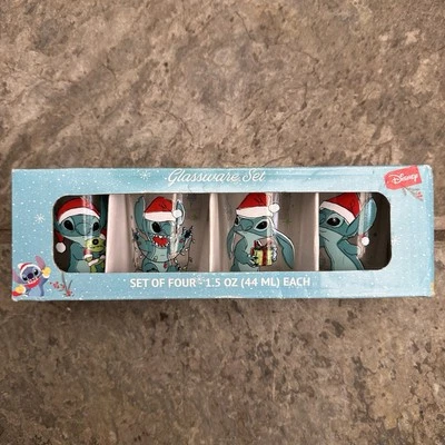 Juego de 4 vasos de chupito de Navidad Disney Stitch de 1,5 oz nuevos en caja abierta Foto 1 de 2