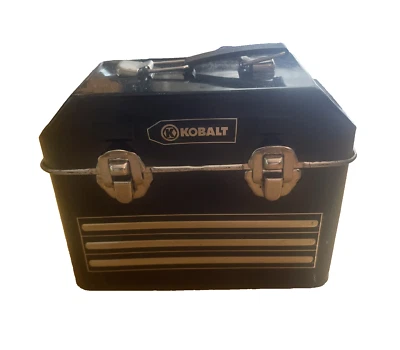 KOBALT Negro Mini Caja de Lata Tapa Mango Coleccionable, Regalos, Almacenamiento Negro 4 pulgadas X 2 Foto 1 de 4
