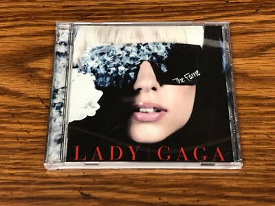 Lada Gaga The Fame CD  Foto 1 de 4