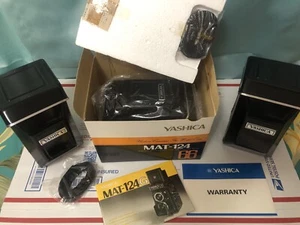 Vintage NEW (NOS) YASHICA MAT-124G Film Camera w/ Twin Lens Reflex - ORIG. BOX - Picture 1 of 12