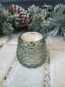 Illume Leaves & Acorns Pinecone Votive Scented Soy Candle Glass Metallic USA - Picture 1 of 2