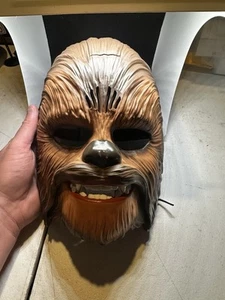 Hasbro Star Wars Chewbacca Brown Mask Electronic Talking Wookie Sounds 2015 - Picture 1 of 8