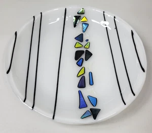 Vintage blau, schwarz, gelb & weiß irisierend Schmelzglas flache Schüssel 8,5"x 1,5" - Bild 1 von 7