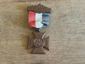 Spilla medaglia distintivo nastro donna GAR FCL donna corpo di soccorso grande esercito repubblica vintage - Foto 1 di 24