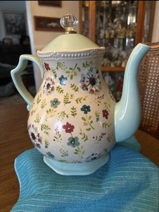 Pioneer Woman Kari 2.4-Quart Tea Pot Coffee Pot Blue Florals - Picture 1 of 3