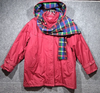 Parka con capucha roja vintage LONDON FOG con forro colorido a cuadros y bufanda para mujer Foto 1 de 4
