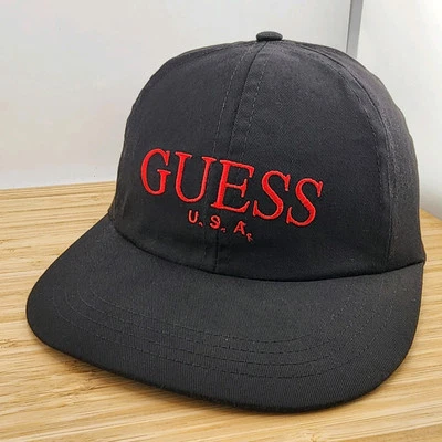 De Colección Guess USA Jeans Sombrero, Gorra Negra con Embrioder Rojo, Hecho en EE. UU., Años 90, Snapback Foto 1 de 4