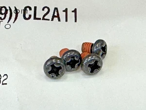 2XGENUINO Tornillo MAKITA Pan HD M3x4 para Clavadora Makita BPT350 BPT351 DPT350 DPT351 - Imagen 1 de 7