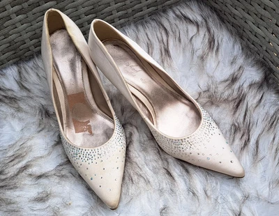 NEXT Cherished Ivory Bridal Shoes - Diamante, Pointed Toe, High Heel - Size 6/39 - Image 1 of 4