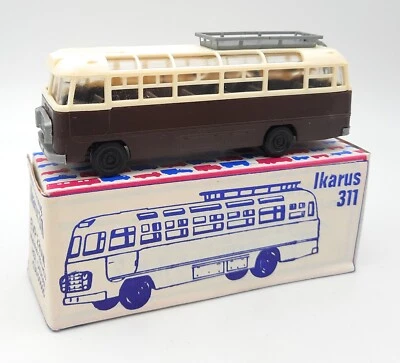 VEB Berlinplast H0 1:87 Ikarus 311 Bus braun weiss. OVP. DDR Modell - Bild 1 von 4