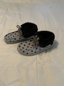 Hey Dude Girls Britt Youth Slip On Shoes Y2-L3 Grey Black Polka Dots Faux Fur  - Picture 1 of 8