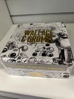 Corgi Wallace & Gromit Austin A35 Van Collection Cheese Please, Top Bun Etc - Image 1 of 4