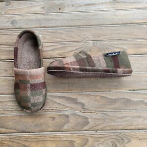 Woolrich Wool Plaid Slippers Mens Size 8 Tartan Green Brown Beige Plaid NICE