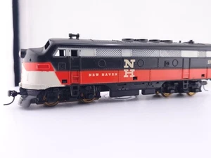 *READ* MARX HO Scale #370 New Haven F7A Diesel Locomotive PARTS OR REPAIR Train - Picture 1 of 19
