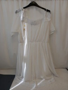 🙈 Bonprix White Short Sleeve Lined Dress With Gorgeous Lace Trim Detail Size 18 - Picture 1 of 6