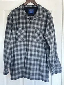 Men’s Pendleton Original Board Shirt Gray Black Plaid Long Sleeve Wool Sz XL - Picture 1 of 3