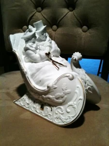 Lenox Victorian Couple in Sleigh Music Box - 1991 Reduced - Picture 1 of 3