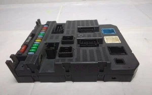 9663798180 fuse box for PEUGEOT 308 CONFORT 2007 155851 - Imagen 1 de 6