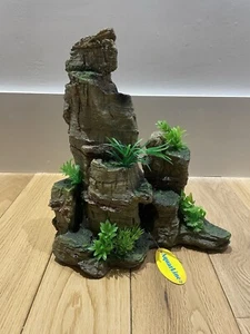 Acquario Pesciera Montagna Rocciosa Gemelle Cime e Piante Ornamento Grande 31x28x15cm - Foto 1 di 5