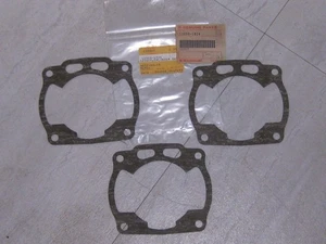 KAWASAKI KX125 1990 CYLINDER BASE GASKETS (3) NOS! - Picture 1 of 1