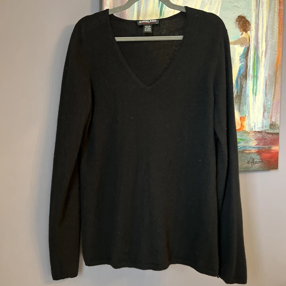 Kirkland L-XL 100% Cashmere Sweater Womens Black V Neck Long Sleeve / See Detail - Image 1 of 4