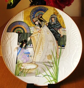 Edwin M. Knowles - Eve Licea Biblical Mothers "Pharoah's Daughter & Moses" 552C - Picture 1 of 7