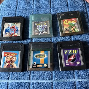 Lot of 6 Nintendo Game Boy Color Games - Not Tested / Cleaned - Pokemon
