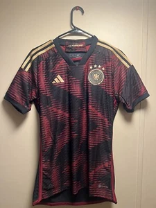 Official Adidas DFB Germany 2022 Away Authentic Jersey HF1695 Men’s Size S $150 - Picture 1 of 2