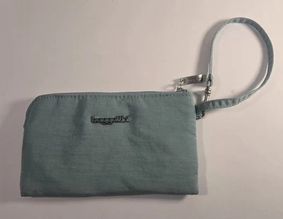 Bolso sin asas Baggallini Muñequera Cremallera RFID Nylon Turquesa  Foto 1 de 4